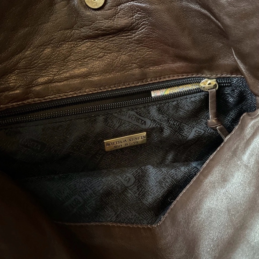 Bottega veneta Brown super soft Leather fold over clutch - Picture 5 of 8